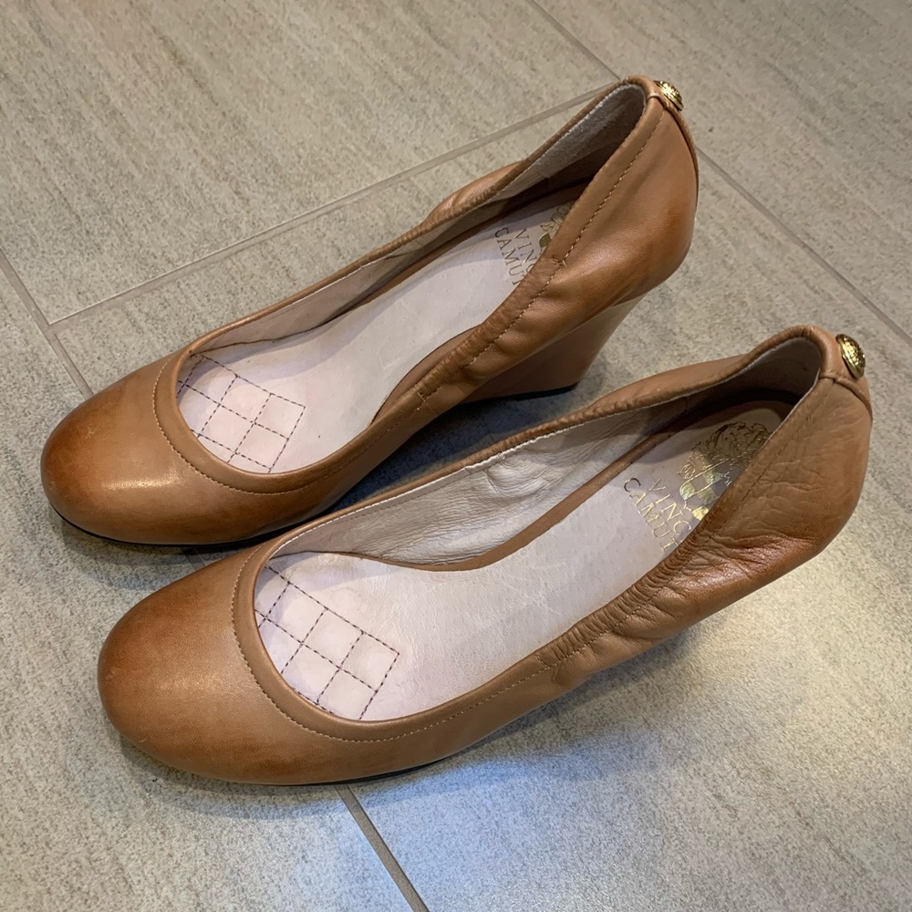 Vince camuto wedges